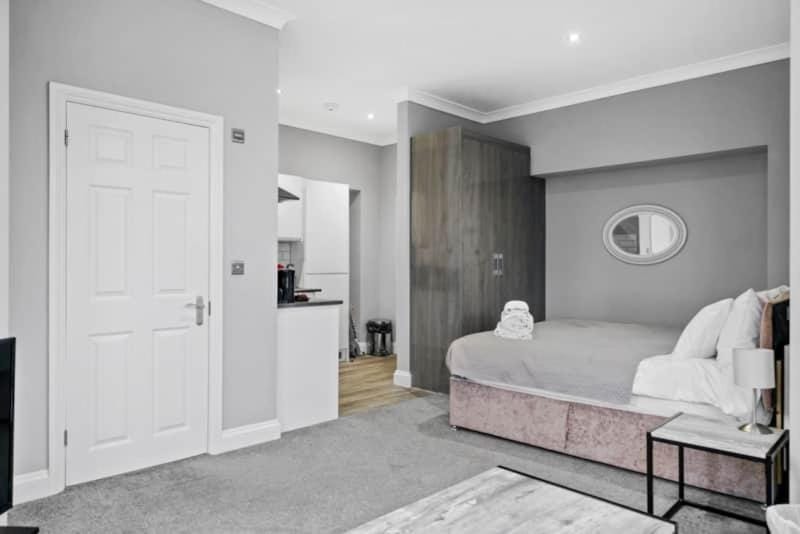BridgeCity Lovely Studio Apartment Free Parking in Maidstone Apartment in Maidstone