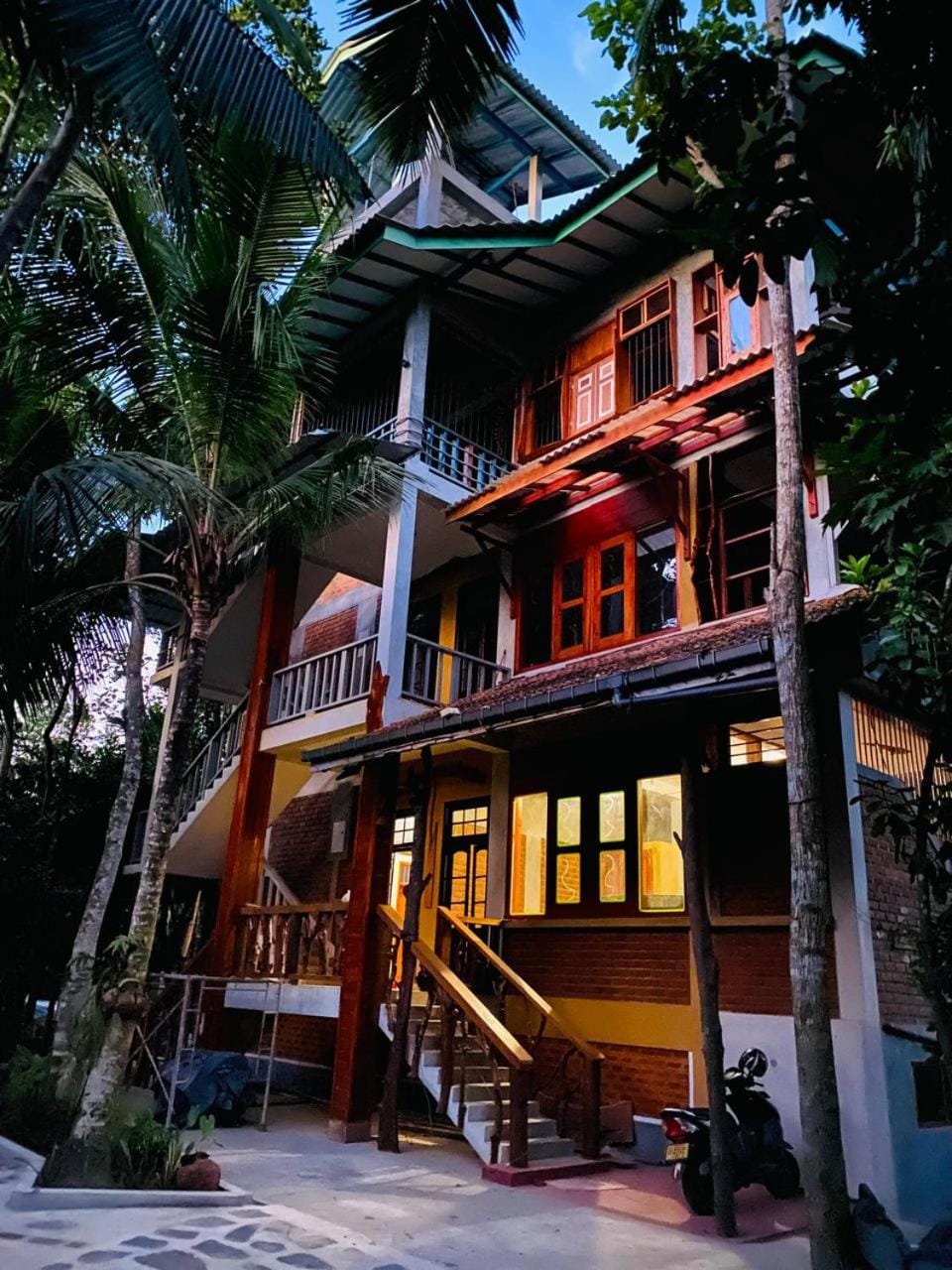 Property building, Facade/entrance