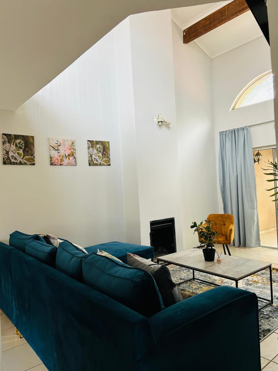 The Great Escape in North Riding Apartment in Randburg