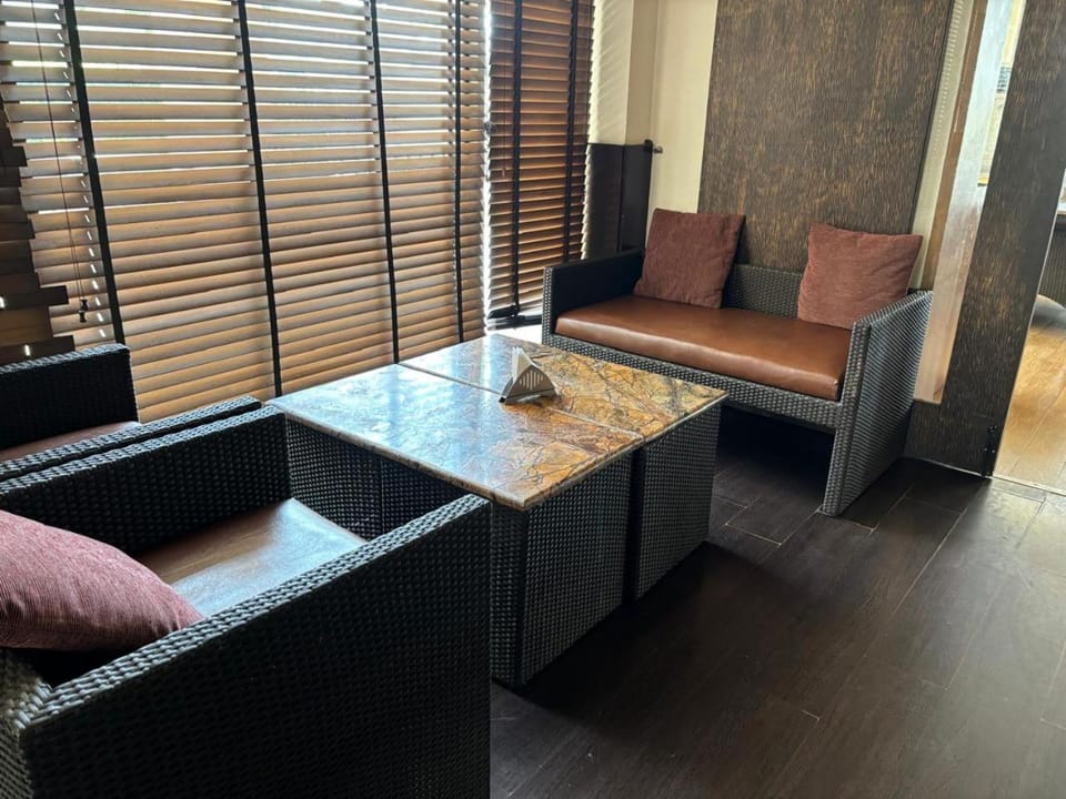 STUDIO APARTMENT - TARUDHAN VALLEY GOLF RESORT Gurgaon Apartment in Haryana