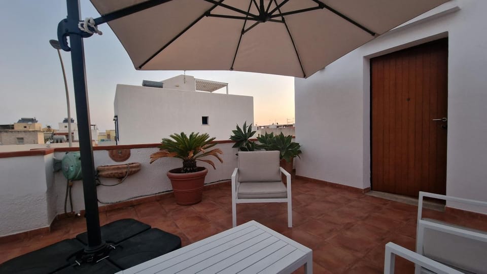Patio, Balcony/Terrace
