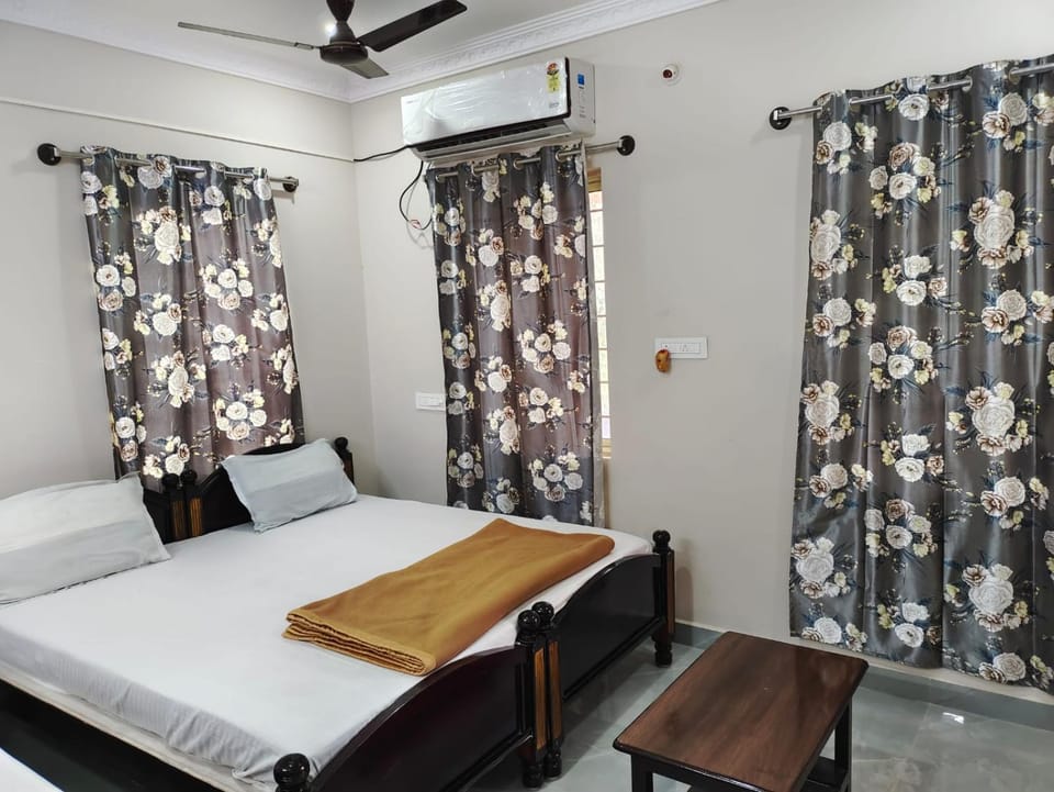HomeStay- Inside Village, Kanipakam Vacation rental in Andhra Pradesh