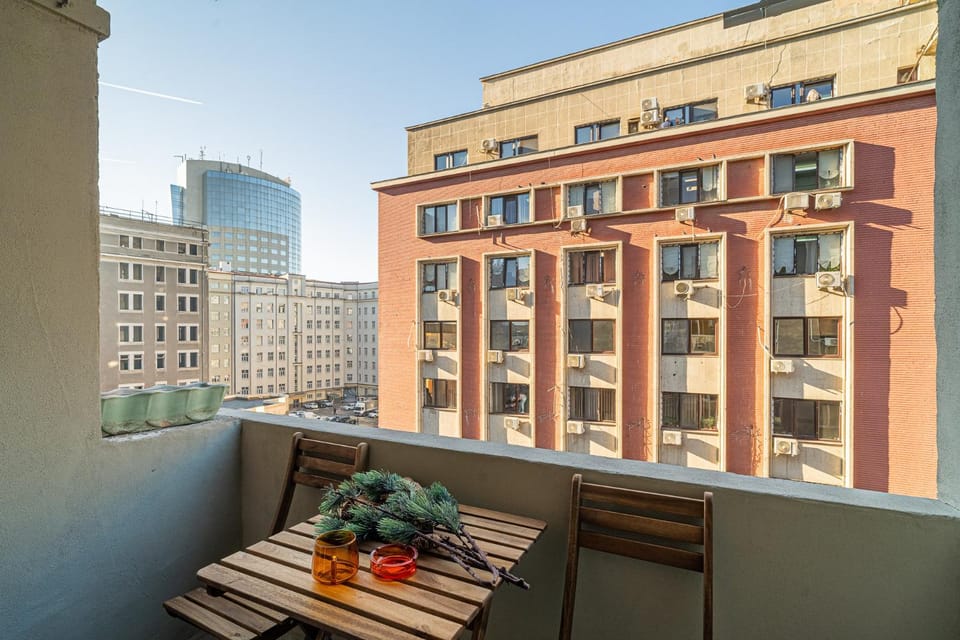 Property building, Day, View (from property/room), Balcony/Terrace, City view