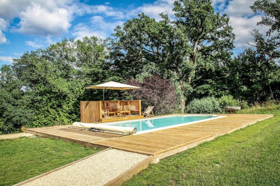 Swimming pool, Swimming pool