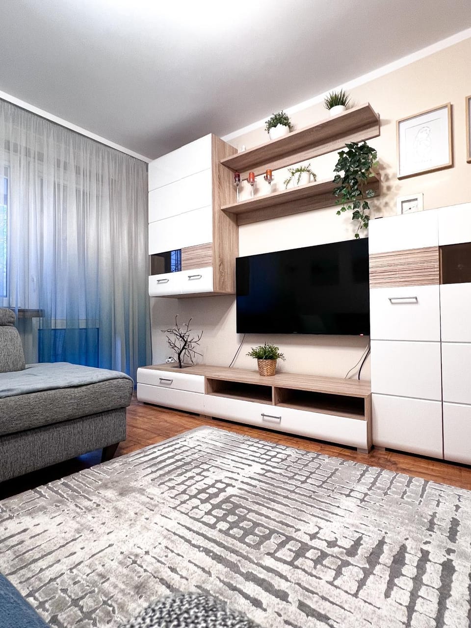 TV and multimedia, Living room, Photo of the whole room