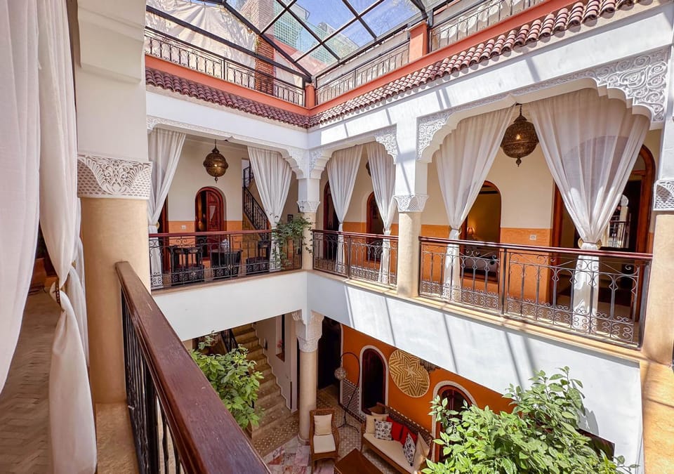 Lobby or reception, Decorative detail