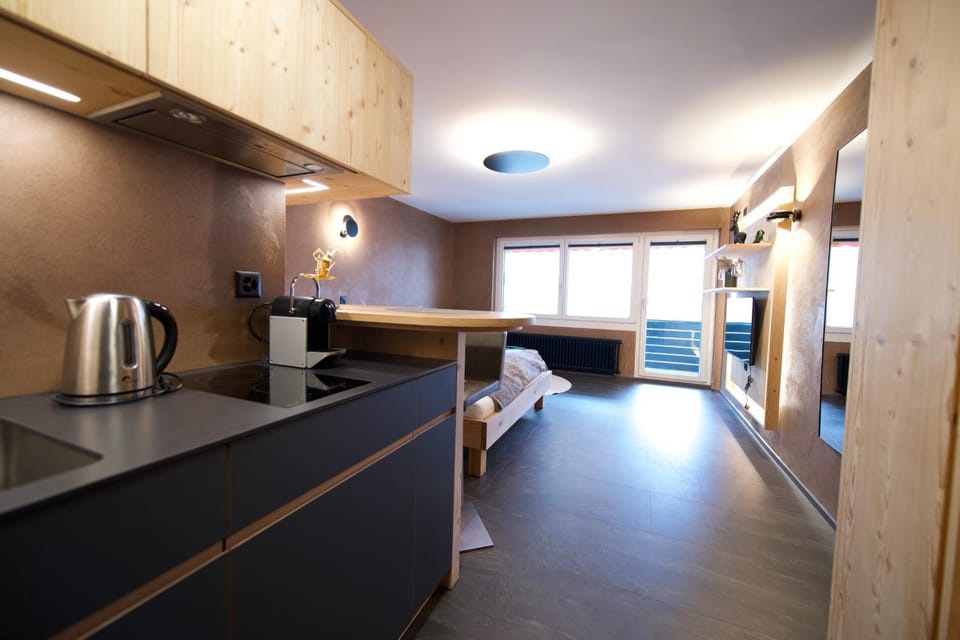 Kitchen or kitchenette, stove
