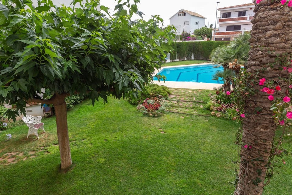 Apartamento Kandinsky Apartment in L'Escala
