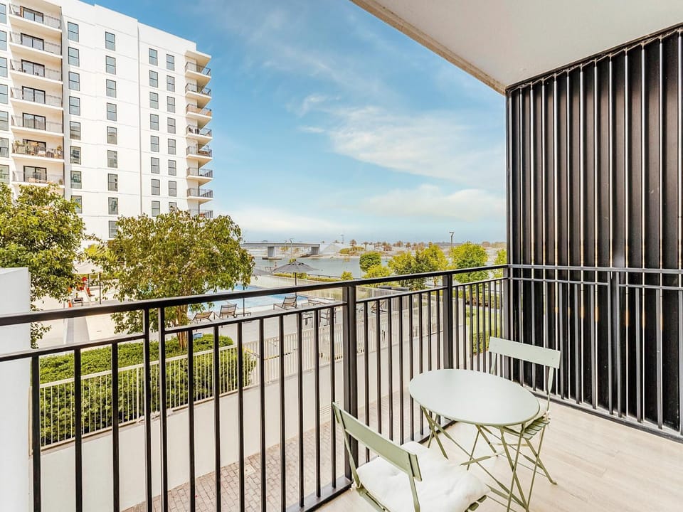 Yas Island Tranquil Studio Apartment in Abu Dhabi