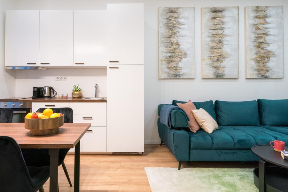 Living room, Dining area, kitchen
