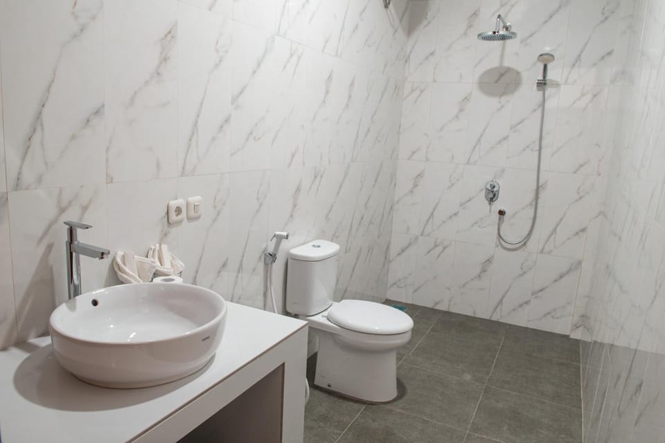 Toilet, Bathroom