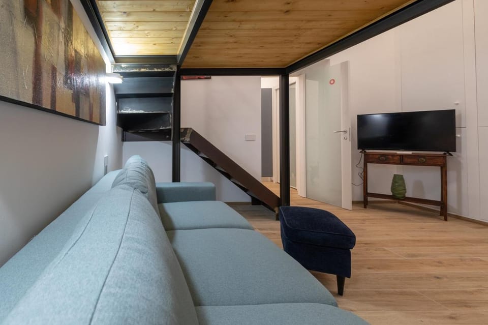 cenisio M5 lovely flat with comfort e wi-fi Apartment in Milan