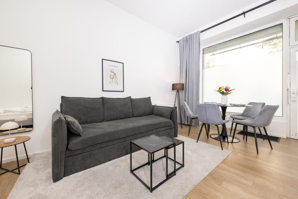 2BR central in Neukölln Maybachufer Apartment in Berlin