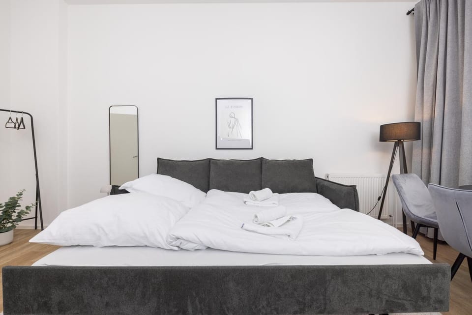 2BR central in Neukölln Maybachufer Apartment in Berlin