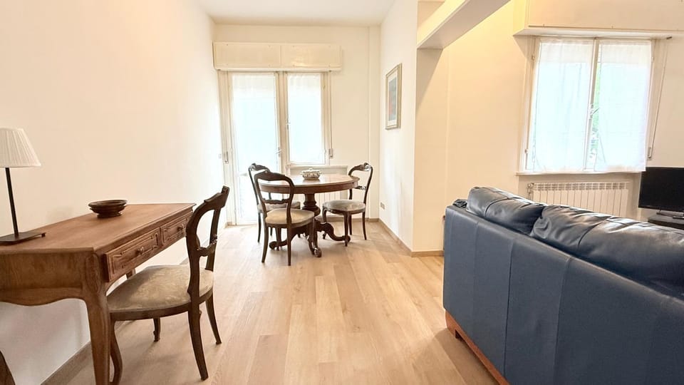 Senigallia, ampio trilocale con terrazzo - SE061 Apartment in Senigallia