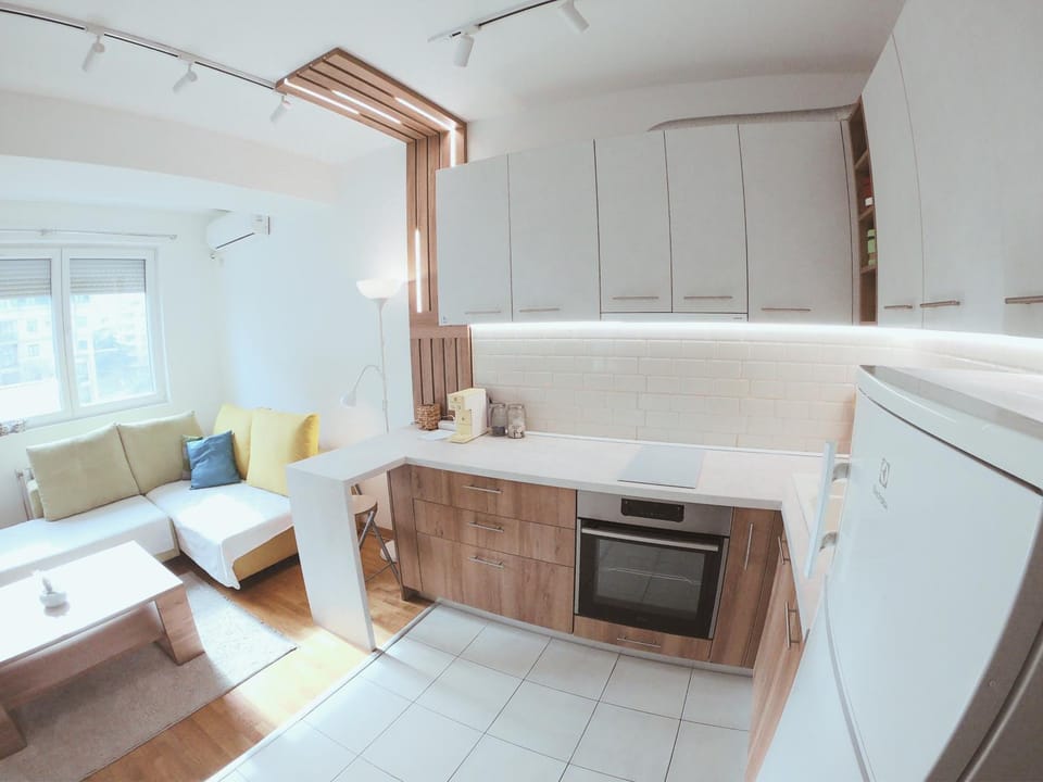 Kitchen or kitchenette, Living room