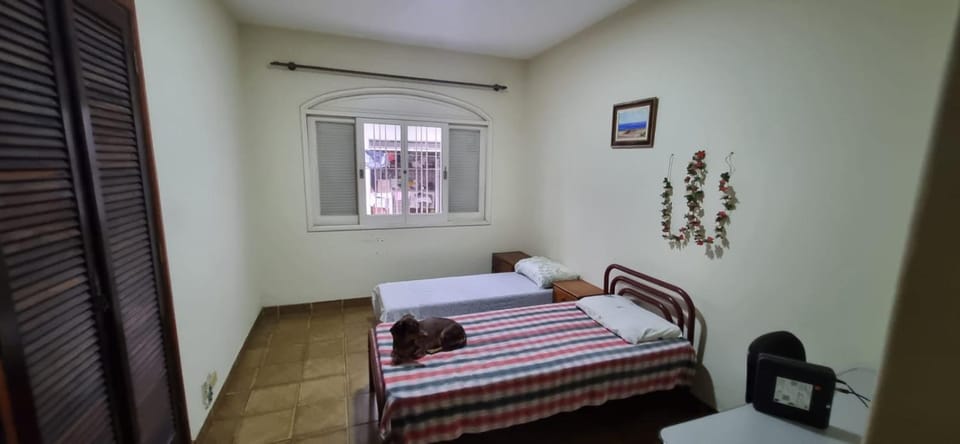 Casa na praia das Astúrias House in State of São Paulo