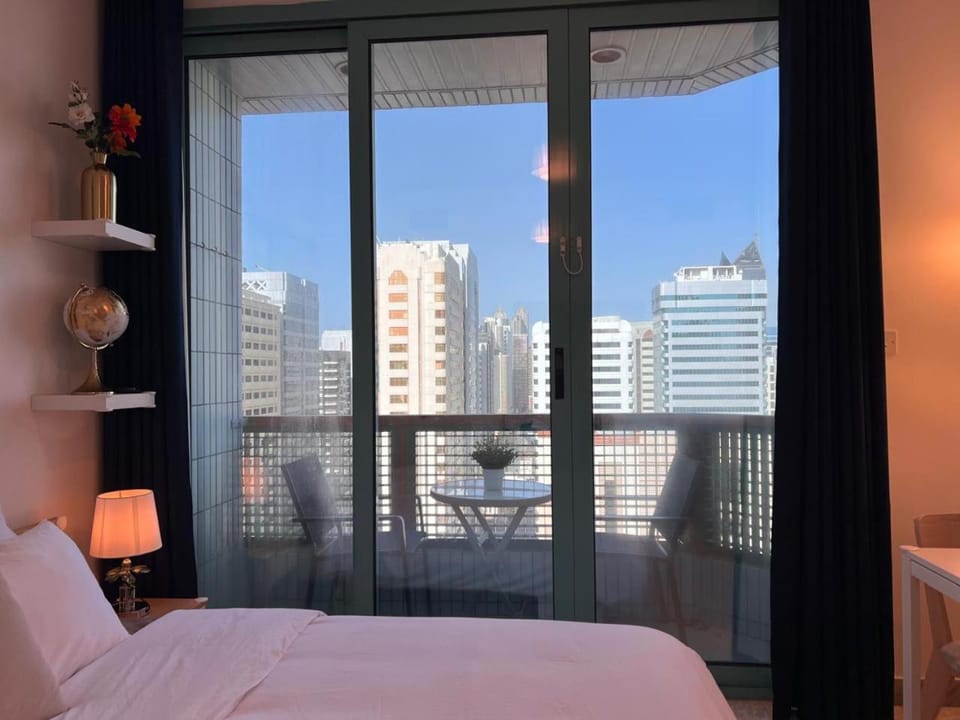 Bed, View (from property/room), Balcony/Terrace, Photo of the whole room, Bedroom