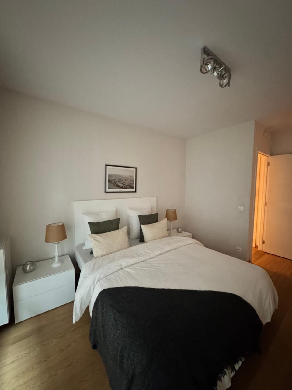 Le Refuge Historique WIFI - Parking - Confort Apartment in Brussels