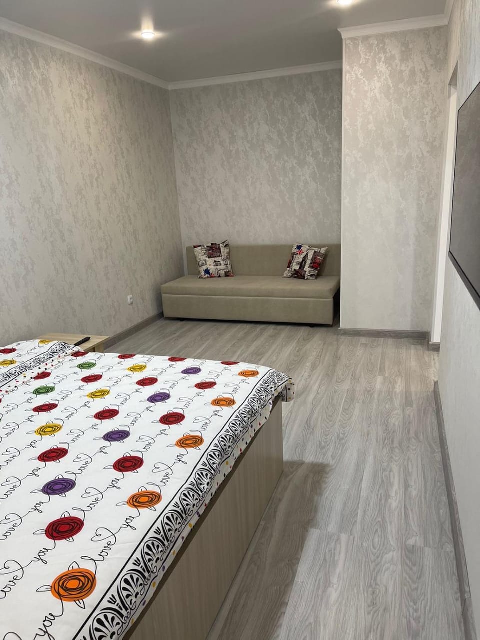 1-комнатная квартира около посольства США Apartment in Kazakhstan