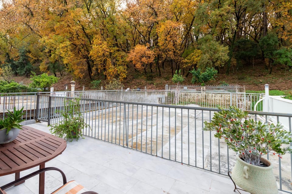 Deus silva Apartment in Peloponnese, Western Greece and the Ionian