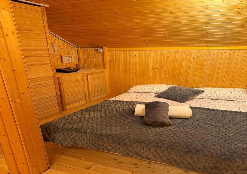 Gorska koča Krvavec House in Slovenia