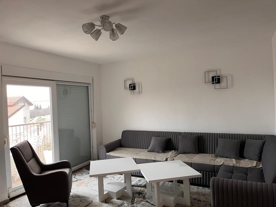 House Baltic KAMENO Herceg Novi Country House in Montenegro