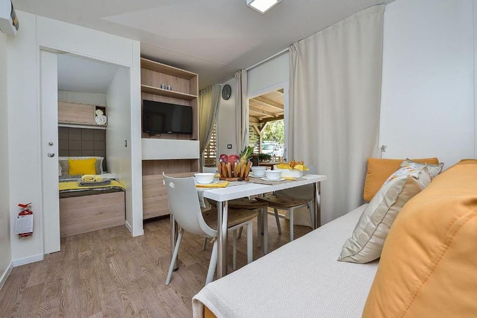 Mobile Home Posidonija II Campground/ 
RV Resort in Biograd na Moru