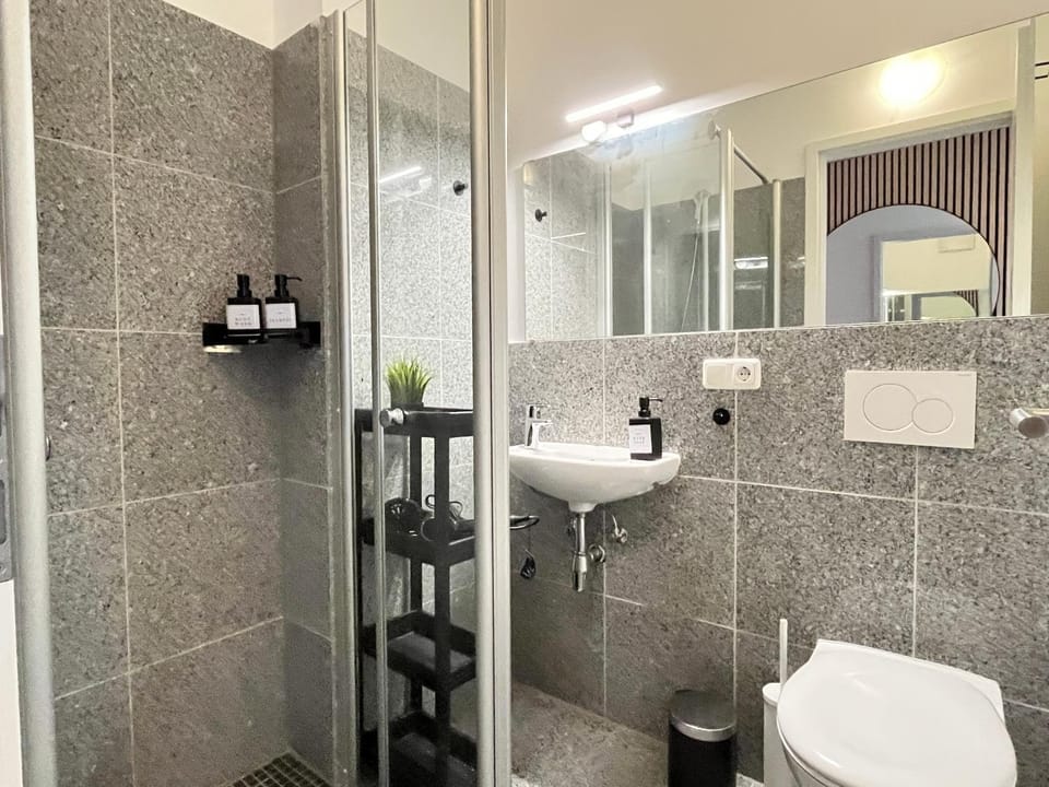 Shower, Toilet, Bathroom
