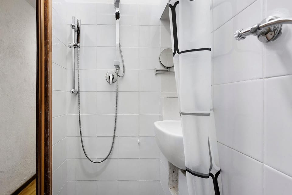 Bathroom, Living room