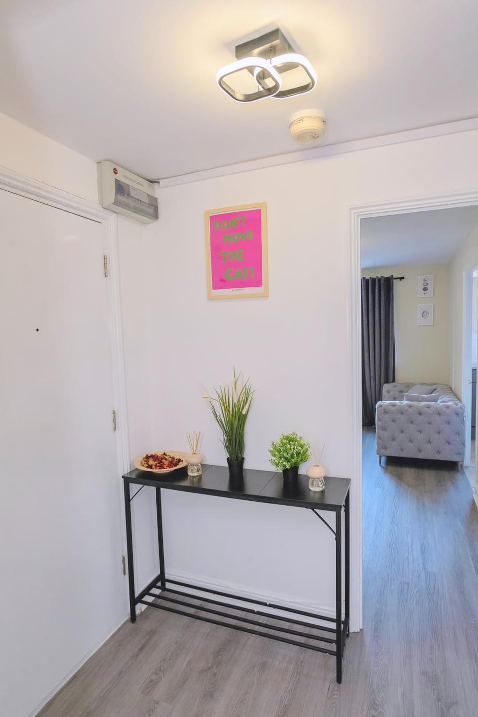 Dockyard View Luxury Home Apartment in London