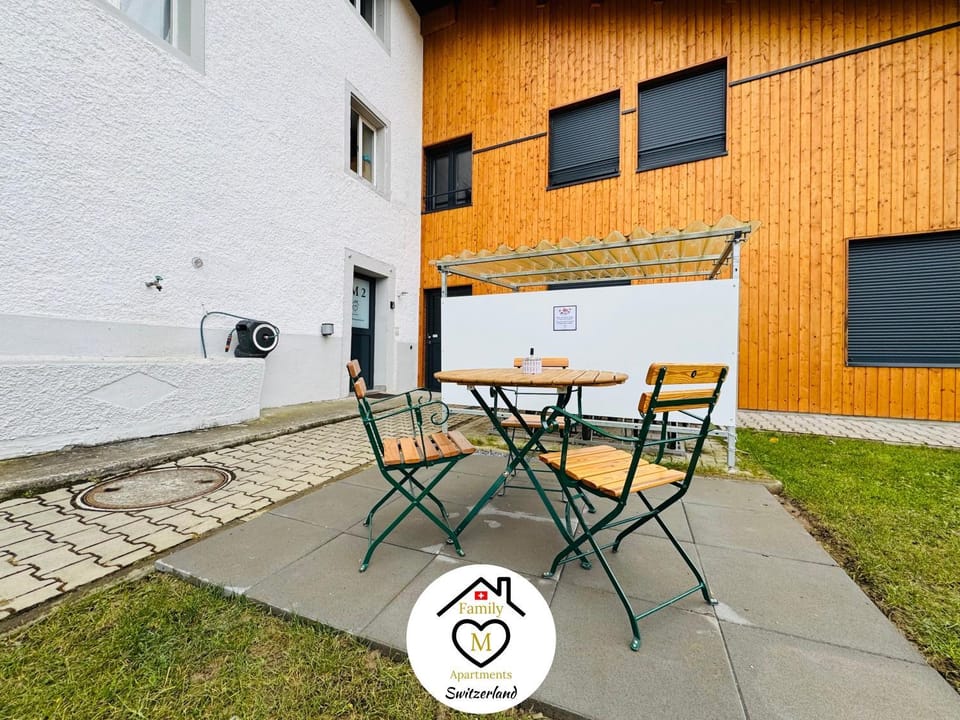 Family M Apartments 2 - Center of Switzerland - Highway Apartment in Aargau, Switzerland