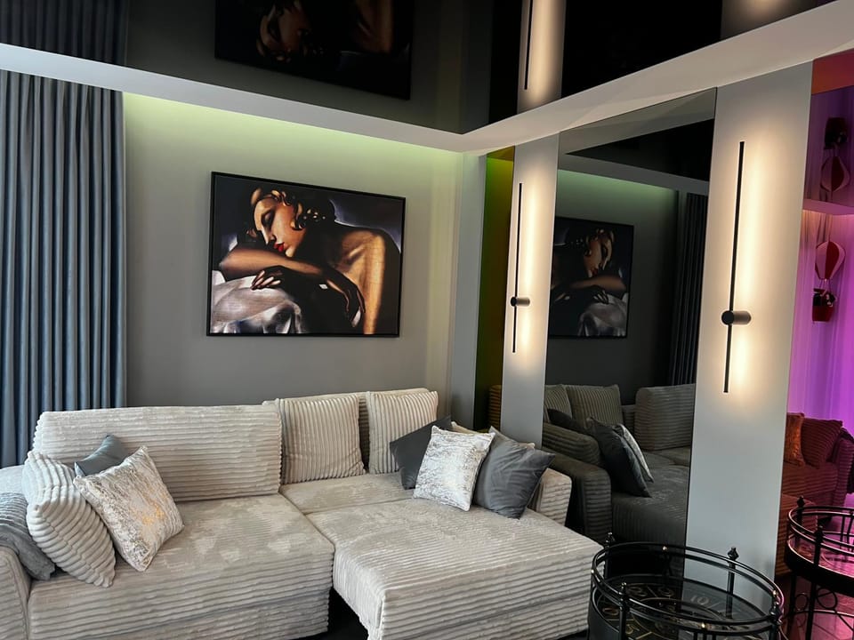 Apartament Primavera 5 Premium MINI SPA z Sauną Apartment in Poland