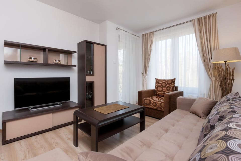 Apartament Deluxe Polanki z Garazem Apartment in West Pomeranian Voivodeship, Poland