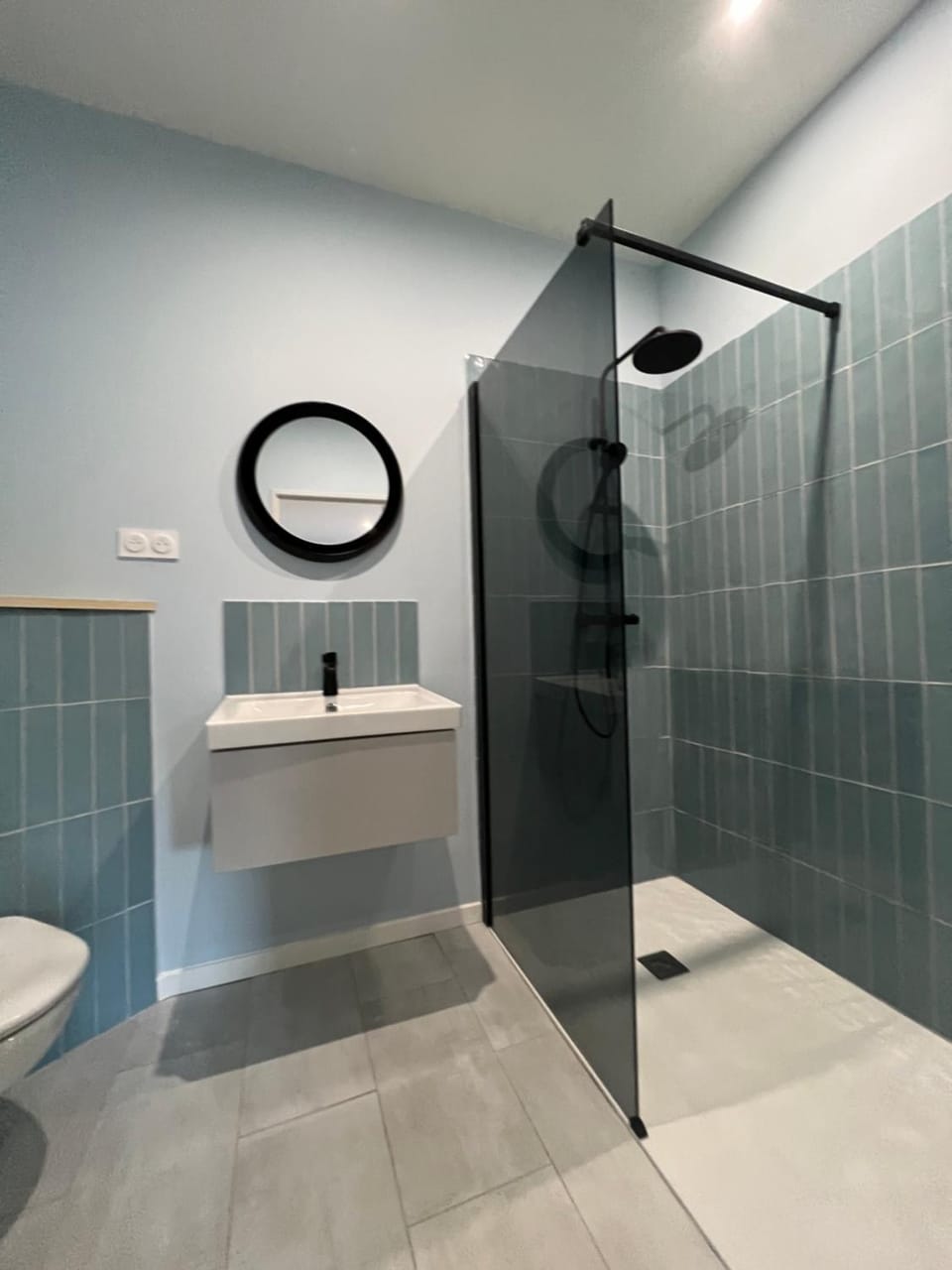 Appartement privé bleu Apartment in Auvergne-Rhône-Alpes