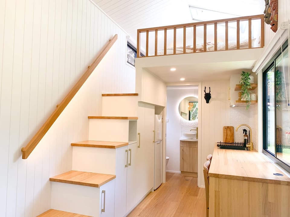 Modern Kiama Tiny House - A unique coastal escape Bed and Breakfast in Kiama