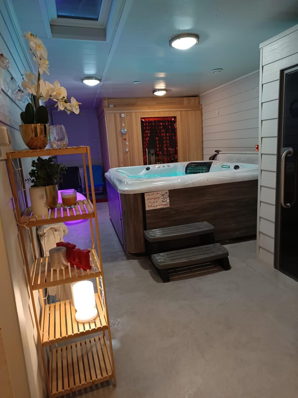 Appartement calme, emplacement stratégique, proche de toutes commodités, de l'autoroute, valenciennes, lille, Belgique, wifi, Netflix, parking Gratuits, lave linge, sèche linge Apartment in Hauts-de-France