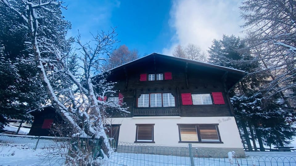 Property building, Winter