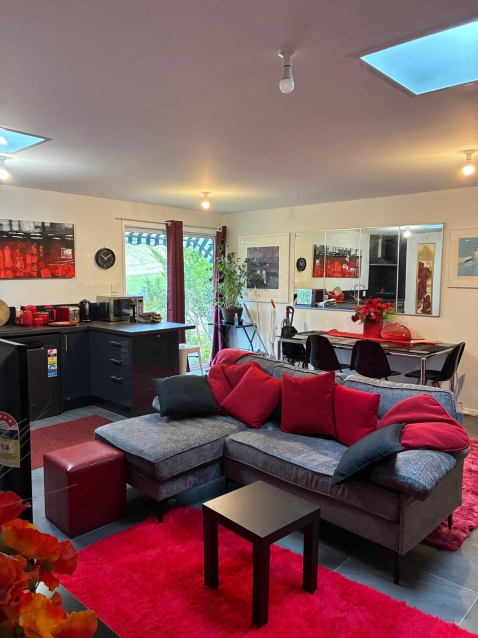 Living room, Seating area