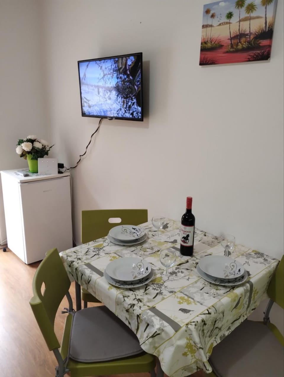 TV and multimedia, Dining area, Evening entertainment