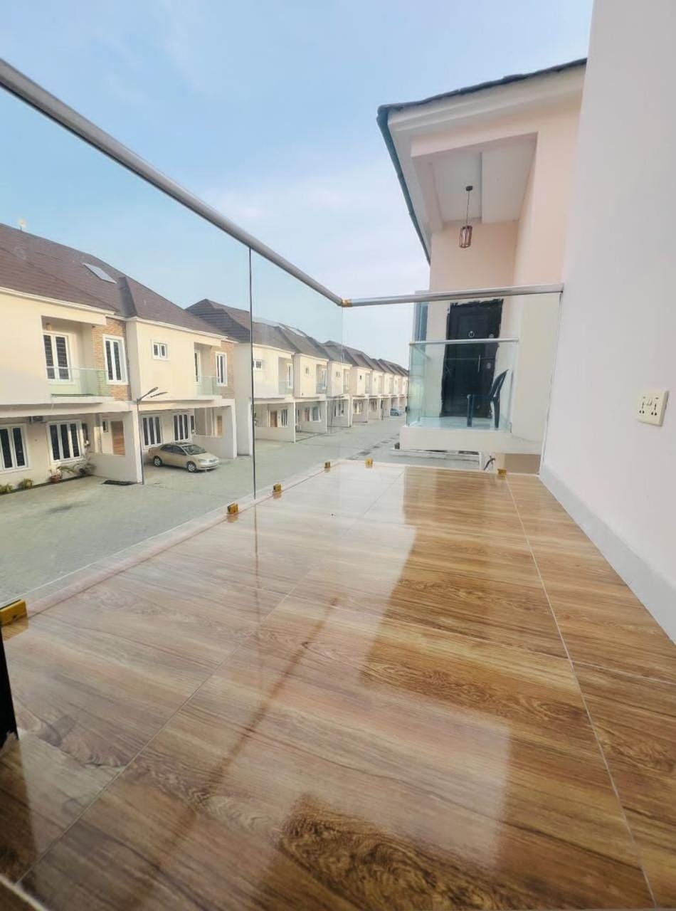ScattHomes Lekki With Swimming Pool, PS5, Gym, Jacuzzi, Free Wifi and many more Apartment in Lagos, Nigeria
