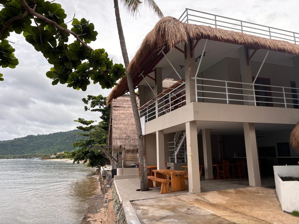 MAI LAKU Cottage Hotel in Central Sekotong
