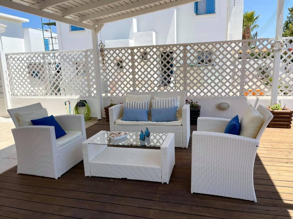 Villa Sirena Blue Villa in Paralimni