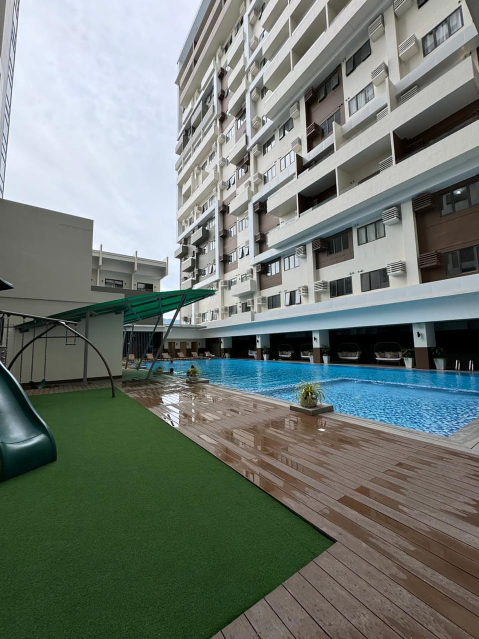 Property building, Swimming pool