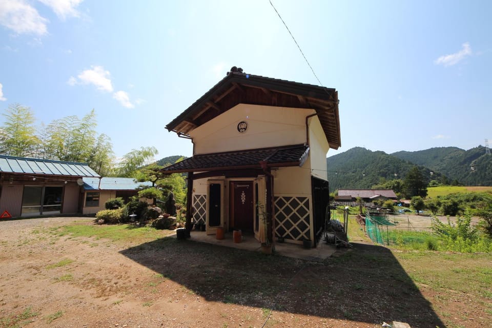 Property building, Natural landscape, Garden, Mountain view