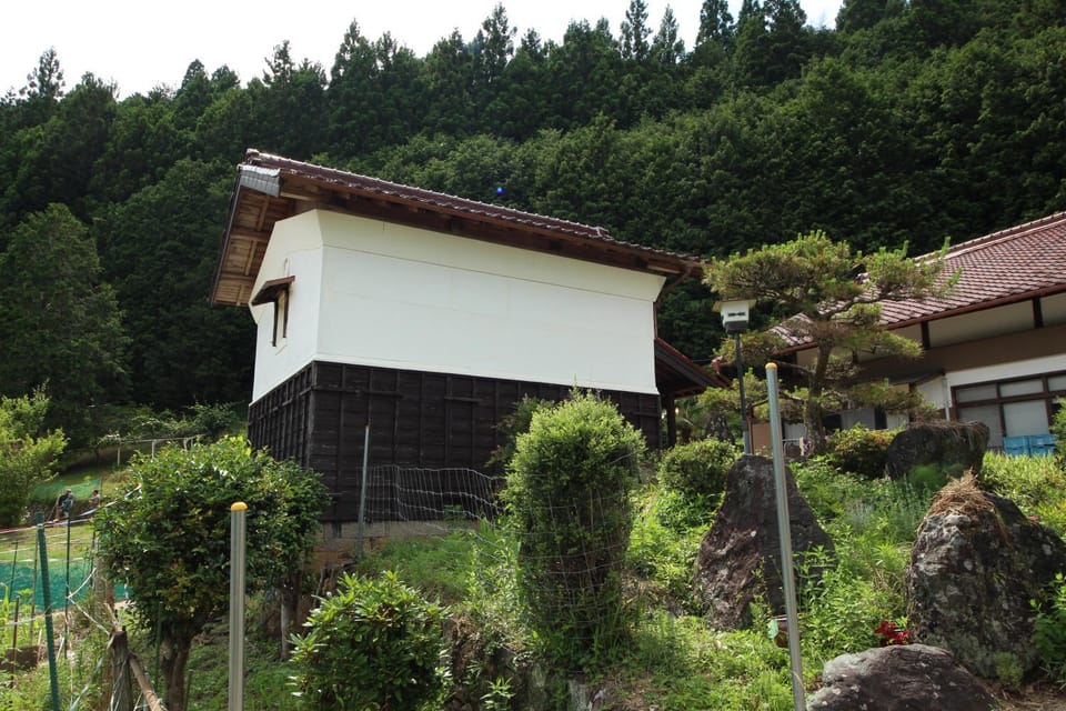 Property building, Garden, Mountain view