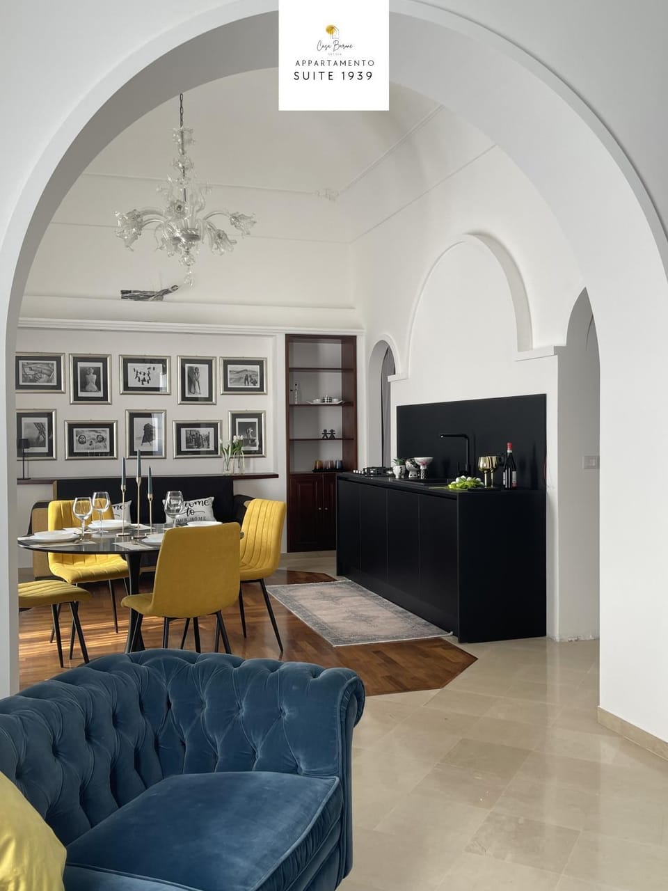 Seating area, Dining area