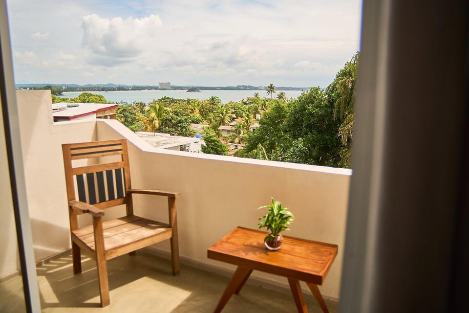 Natural landscape, Balcony/Terrace, Sea view