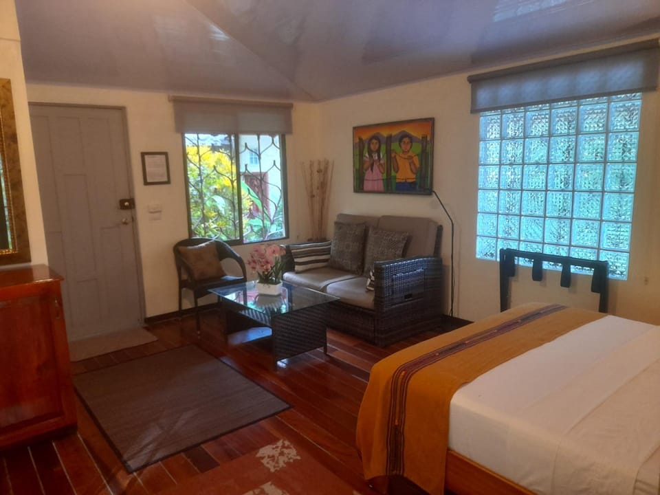 Seating area, Bedroom