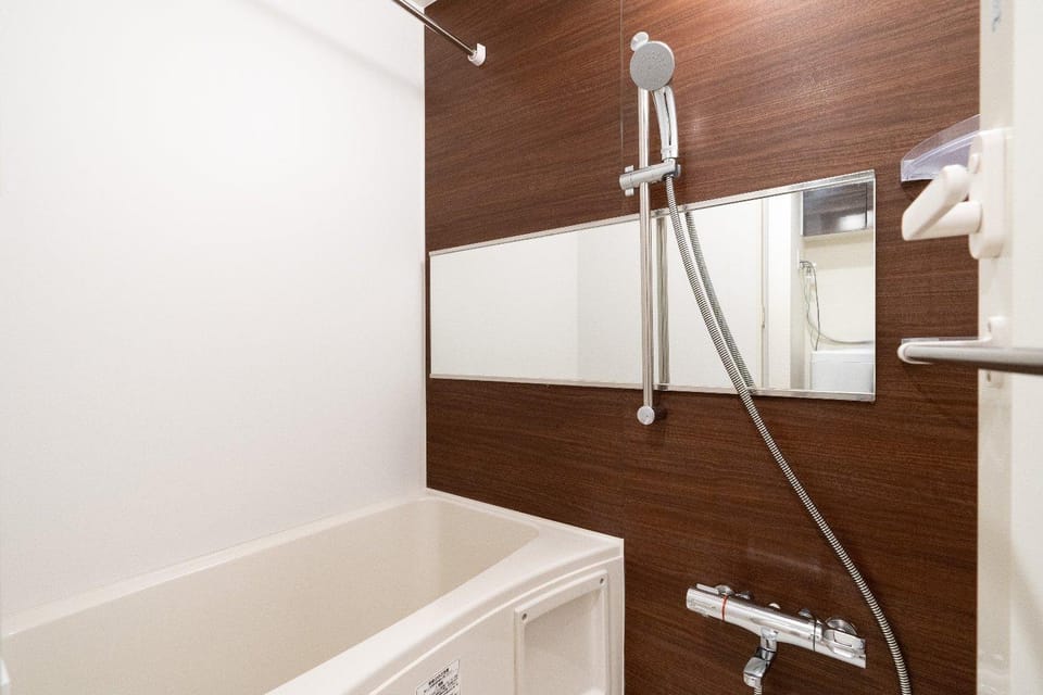 Bathroom, Bath